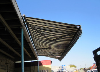 awnings 000